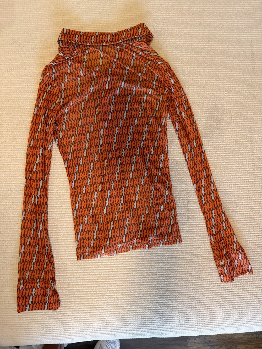 iNAMORATA Mesh Top - Picture 3 of 5